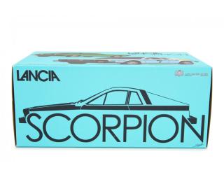 Lancia Scorpion 1976 oro met. - Gold Laudoracing 1:18 Resinemodell (Türen, Motorhaube... nicht zu öffnen!)